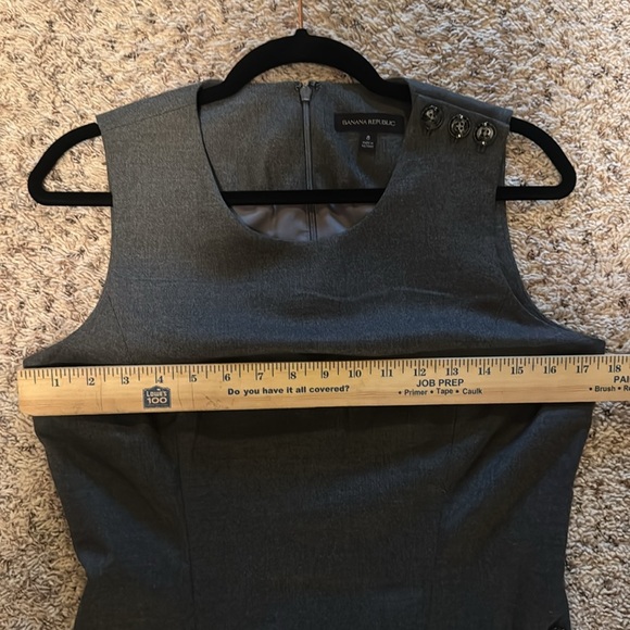 Banana Republic, Sleeveless Side Button Sheath Dress,‎ Size 8 - Picture 7 of 8